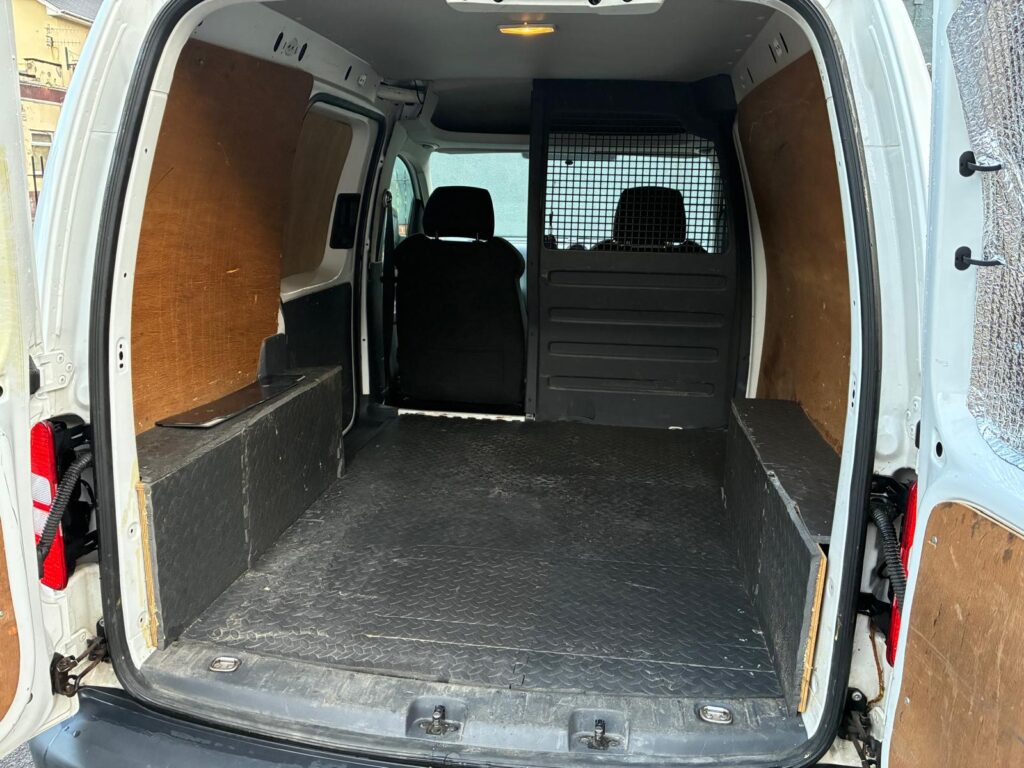 Volkswagen Caddy 1.6L 2013