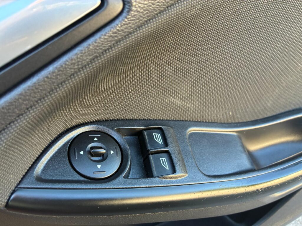 Ford Focus 1.6L 2012