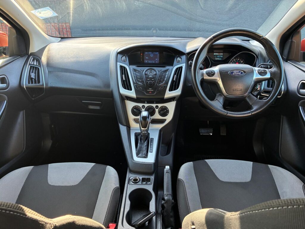Ford Focus 1.6L 2012