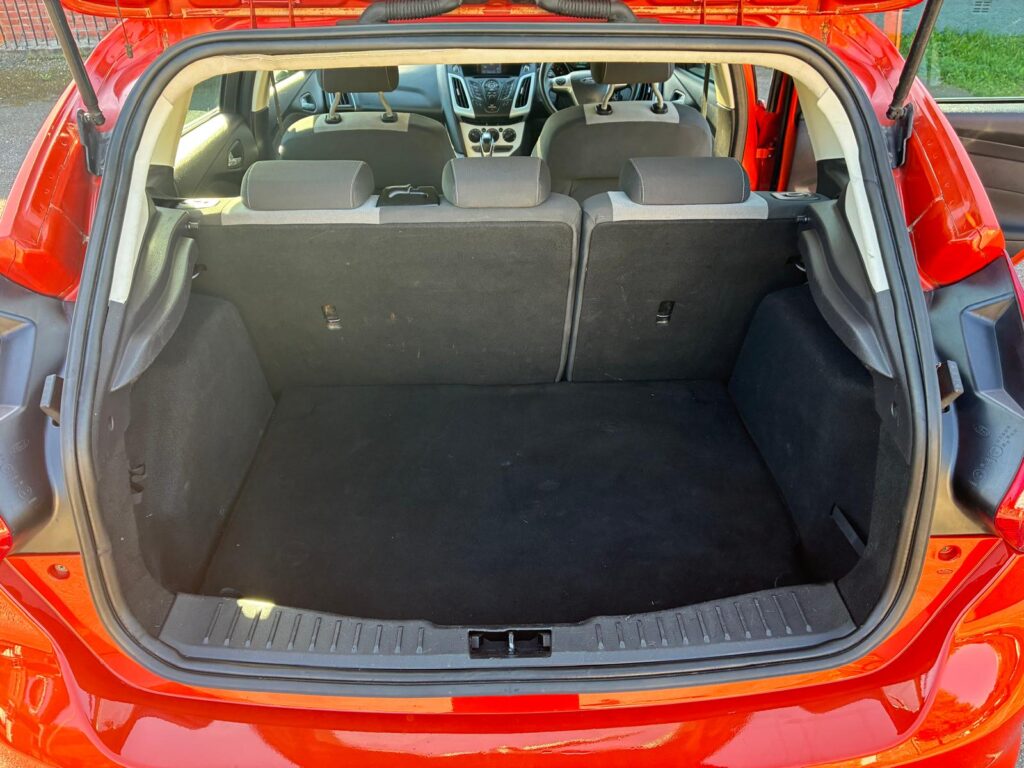 Ford Focus 1.6L 2012