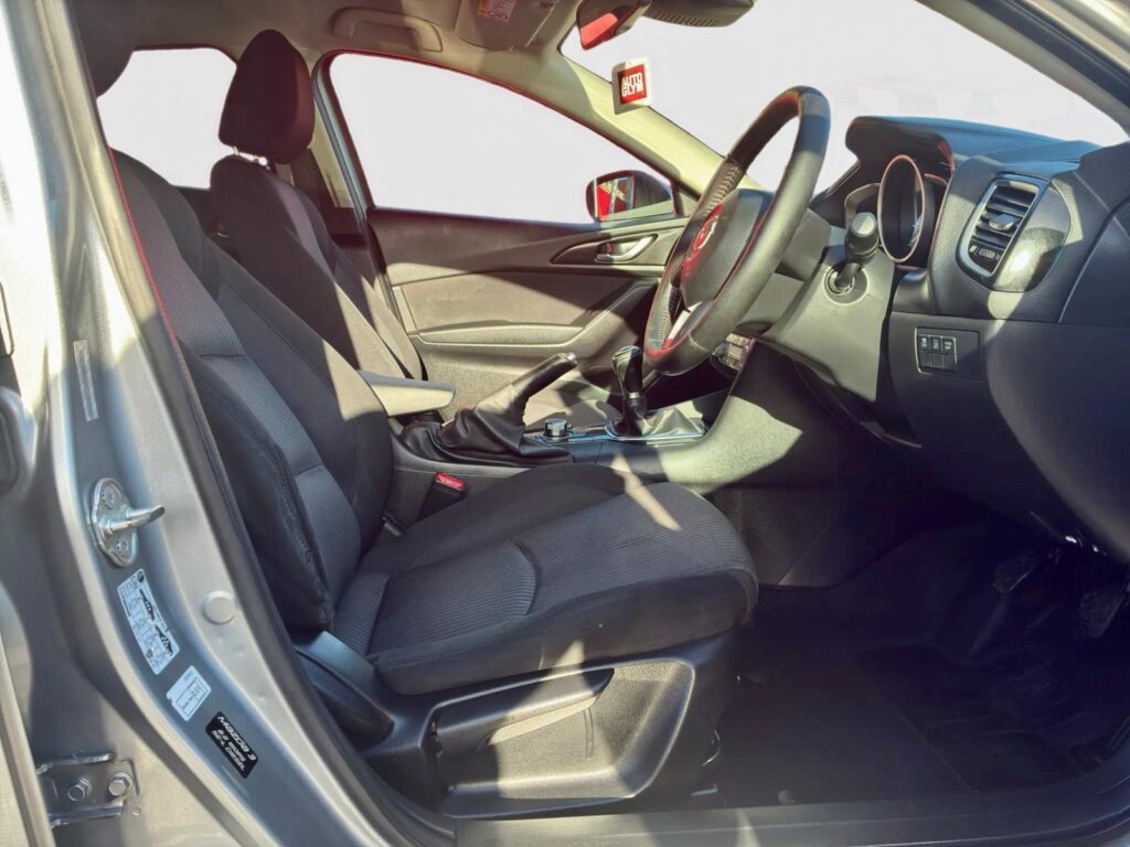 Mazda 3 2.2L 2015