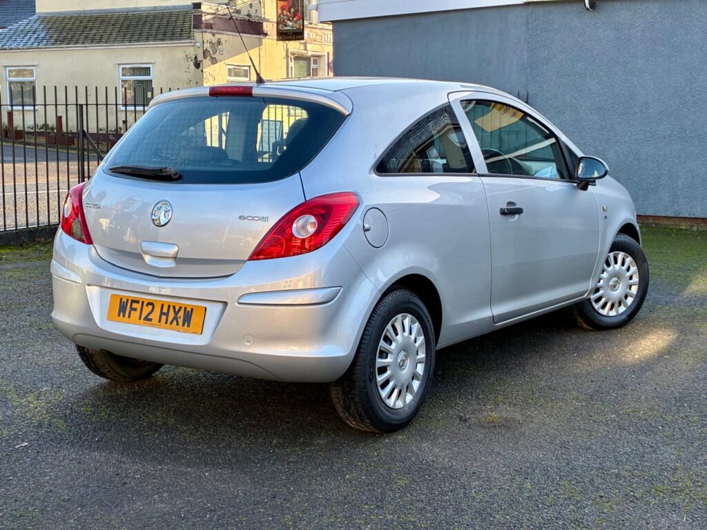 Vauxhall Corsa 1.0L 2012