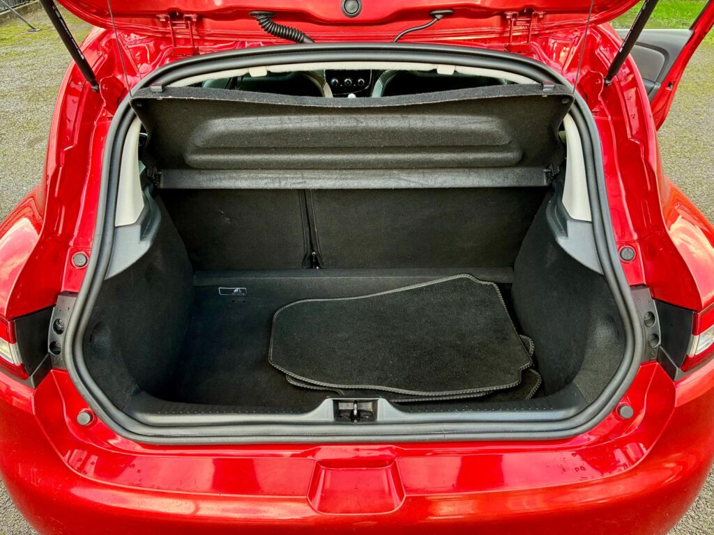 Renault Clio 1.5L 2014