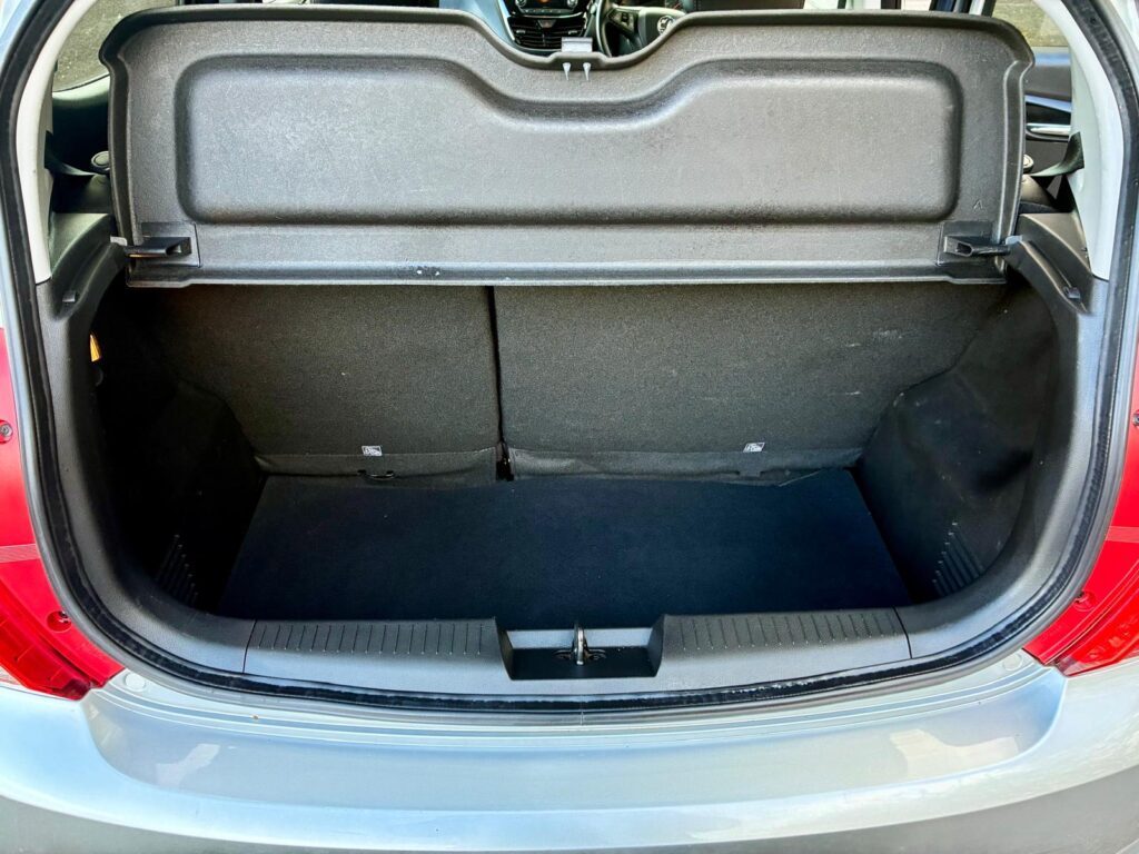 Vauxhall Viva SL 1.0L 2016