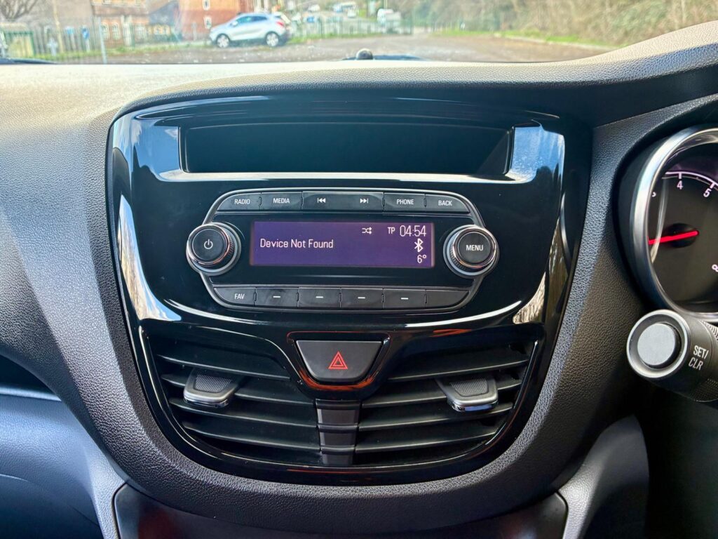 Vauxhall Viva SL 1.0L 2016