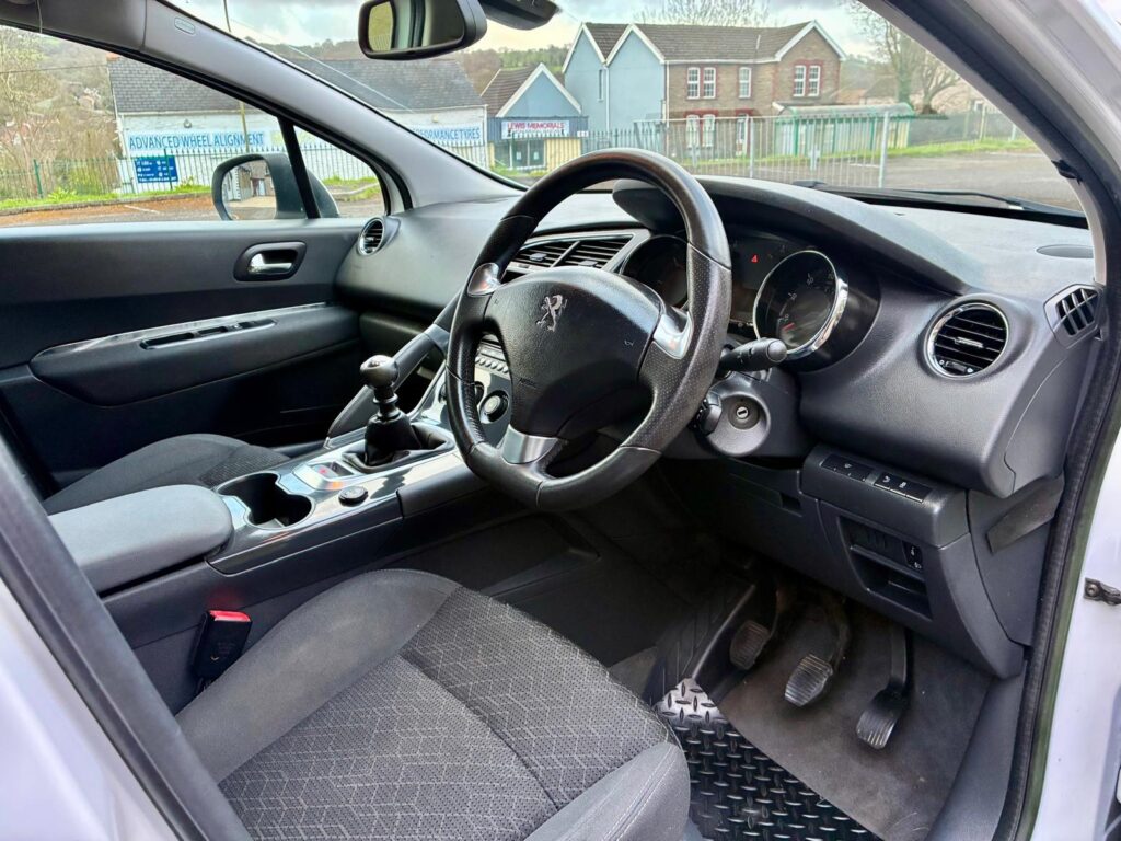 Peugeot 3008 1.6L 2016