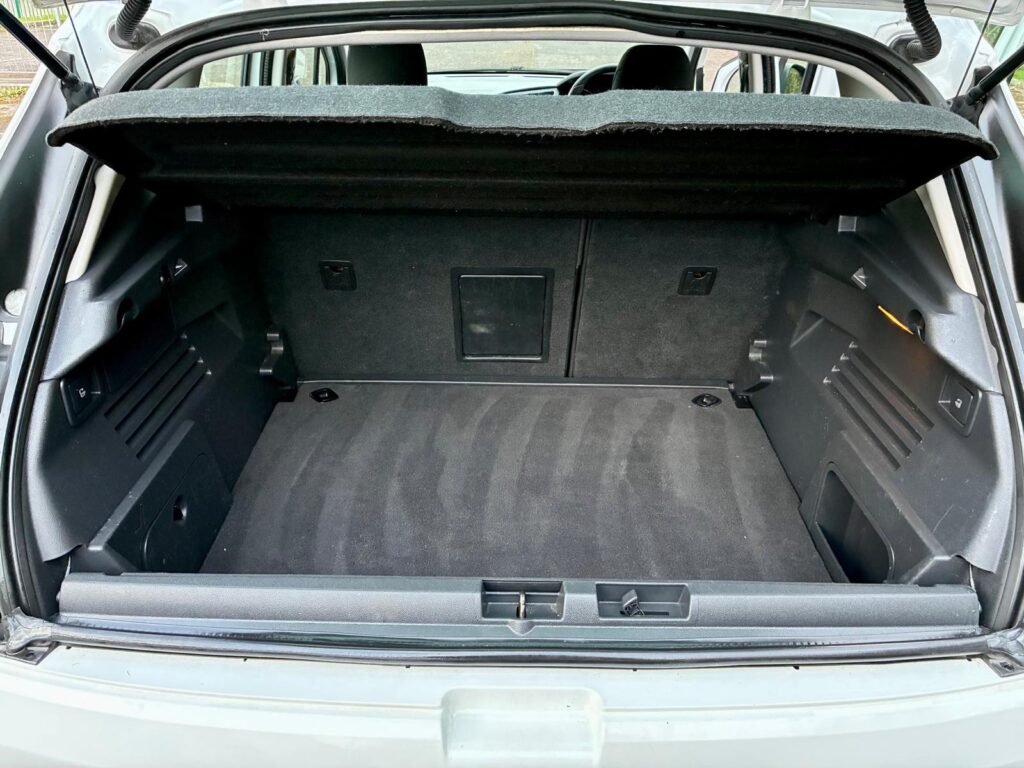 Peugeot 3008 1.6L 2016