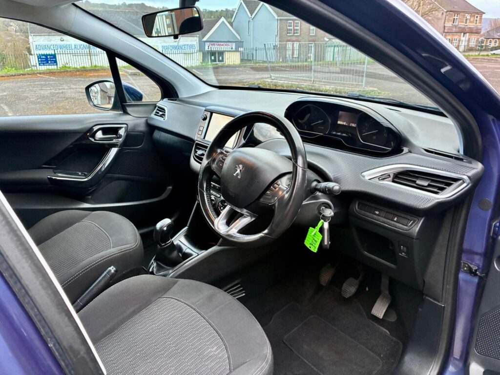 Peugeot 208 1.2L 2017