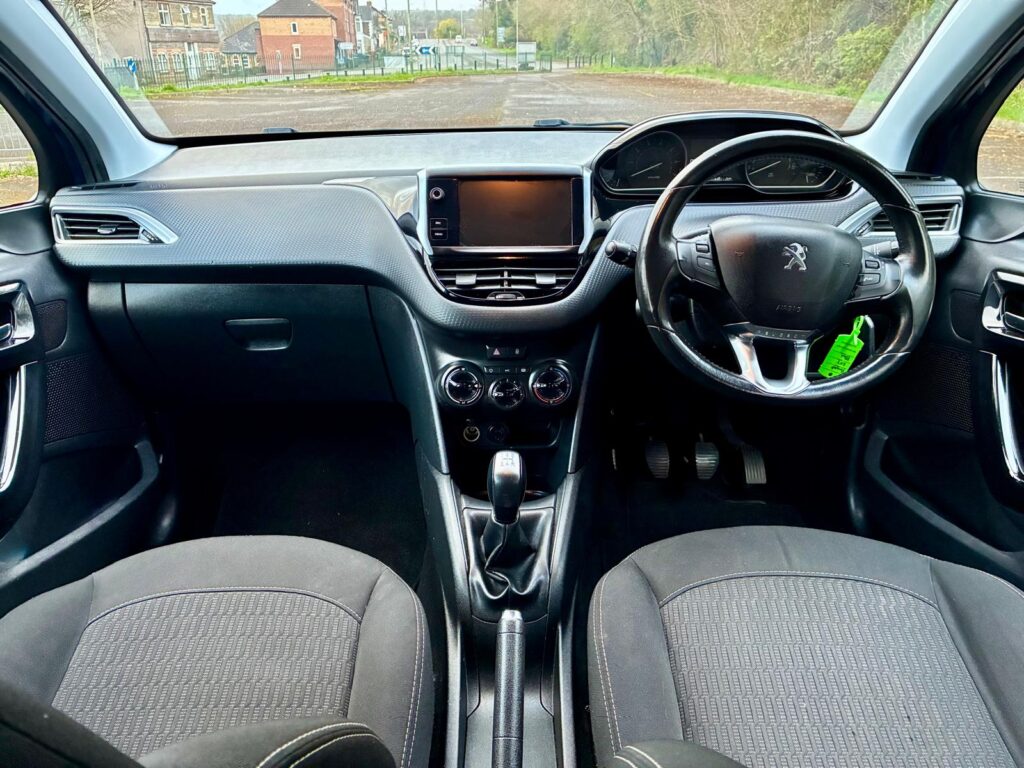 Peugeot 208 1.2L 2017
