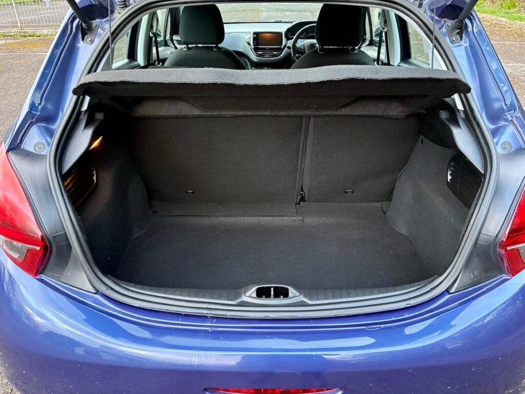 Peugeot 208 1.2L 2017