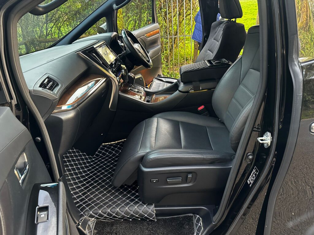 Toyota Vellfire 3.5L 2016