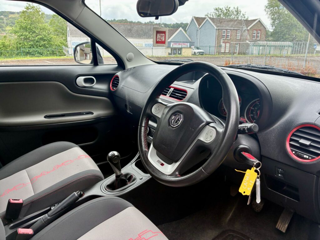 MG 3 1.5L 2014