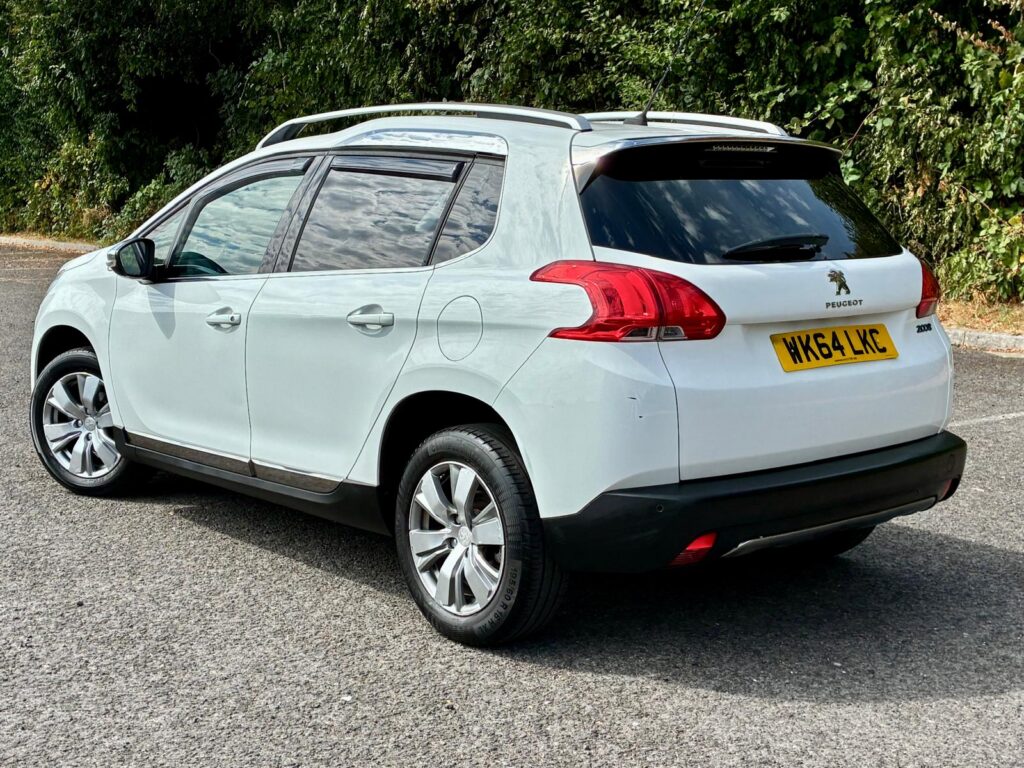 Peugeot 2008 1.2L 2014